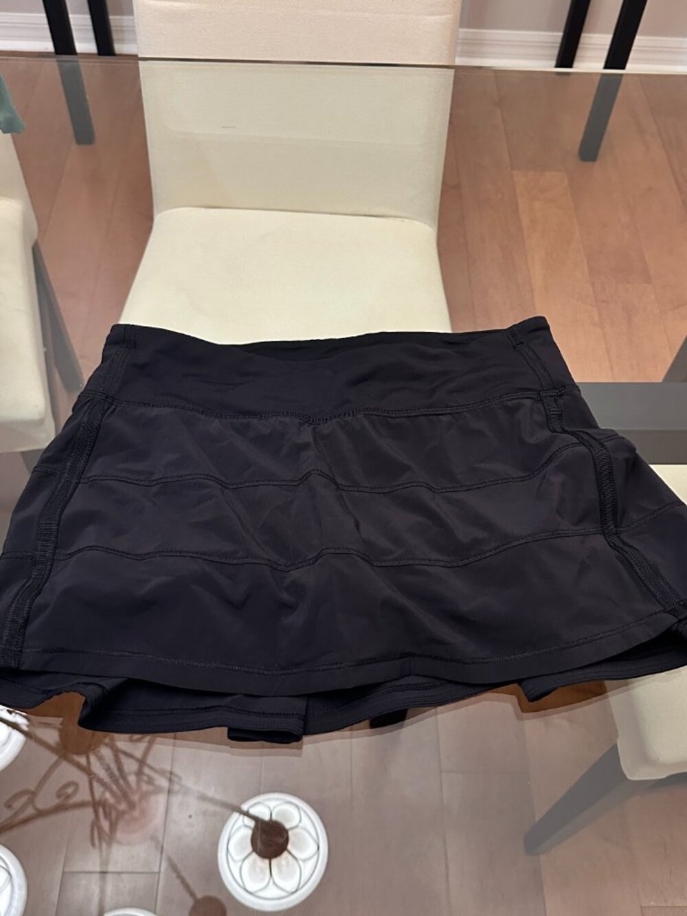 Lululemon athletica black skirt Size 6